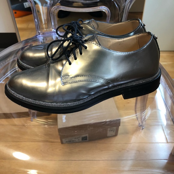 Metallic Silver Jimmy Choo size 6.5 - Picture 5 of 8